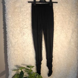 ⚡️ 5/$25 ZARA Knit Mesh Leggings